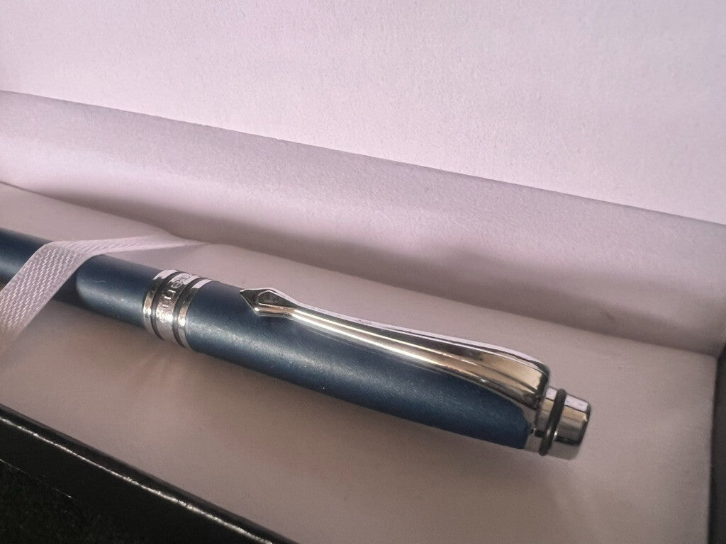 Osama Stylo-Plume Sphère Laque Bleu Chrome Mécanisme À Rotation Écrit