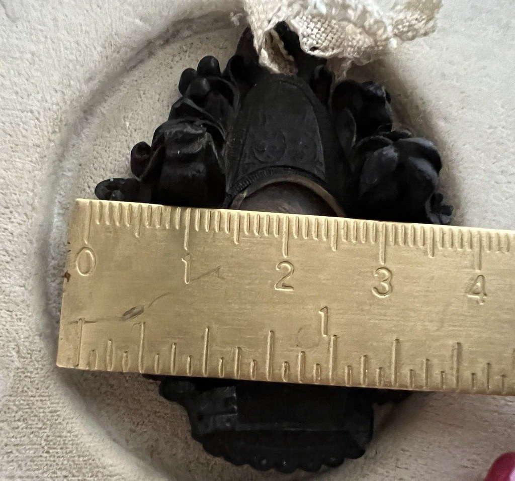 Pendentif Porte- Relique Bois Sculpté Main Médaillon Central Antique 800 