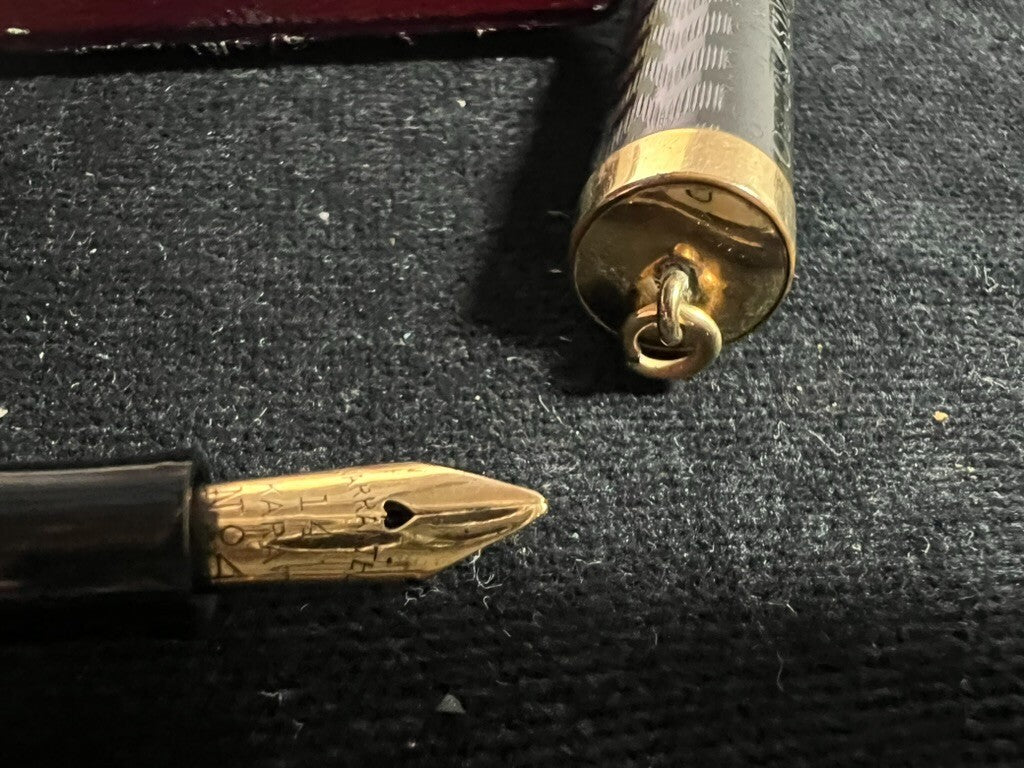 J Harris & Co Pen Fountain Pen Lever Pen Gold 14 K Vintage 1940