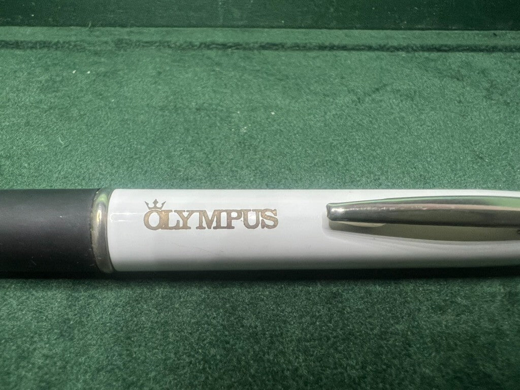 🔴 OLYMPUS penna sfera lacca bianca nera meccanismo a scatto scrive vintage