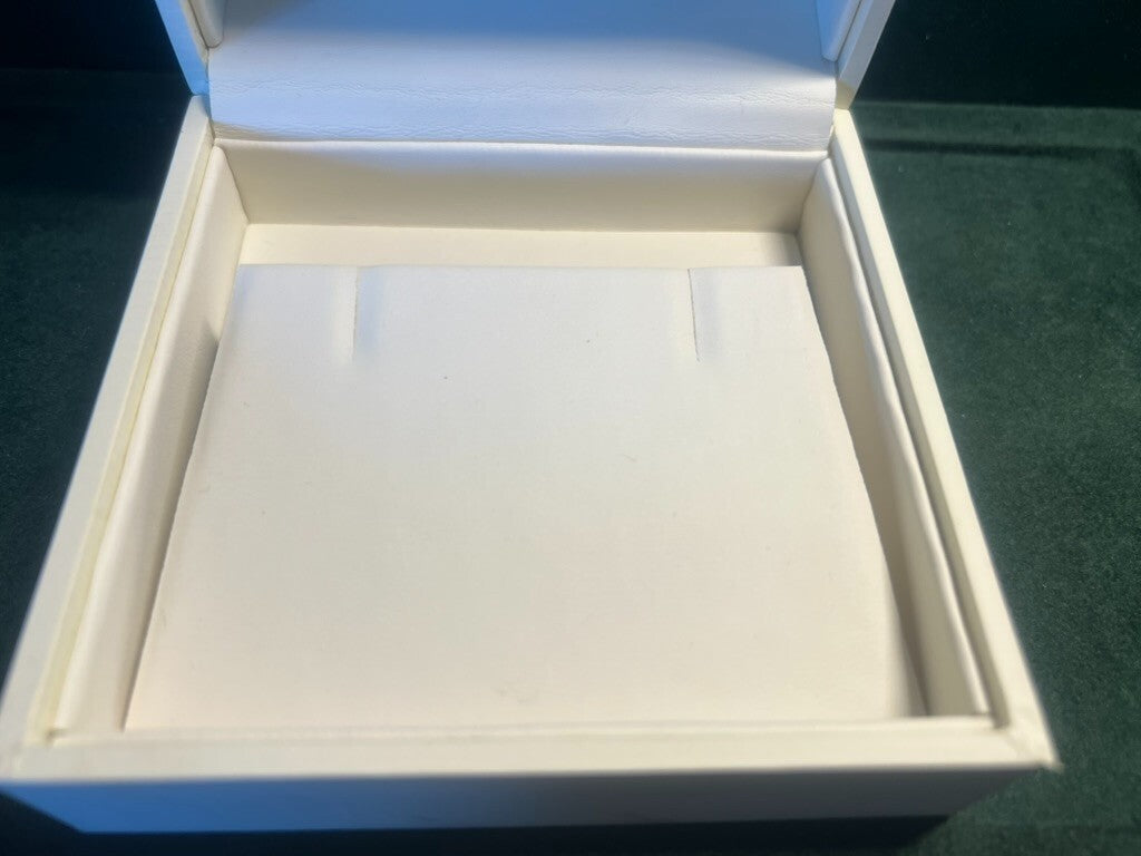 🔴 SALVINI Schmuck- und Ohrringbox 10,5 x 10,5