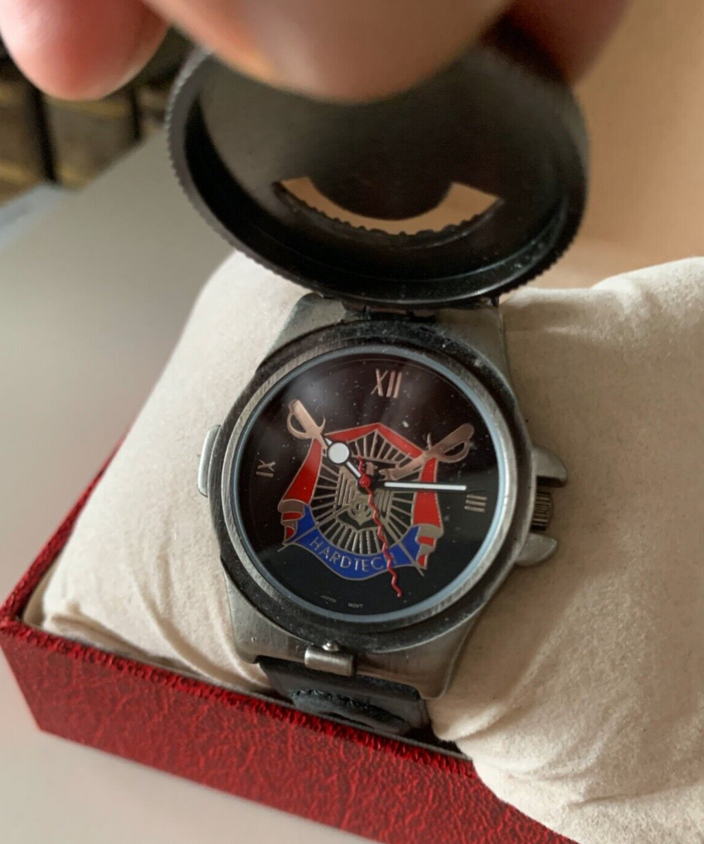 Heavy Metal Herrenuhr Hard Technologie Collection und Quarzetiketten Du 