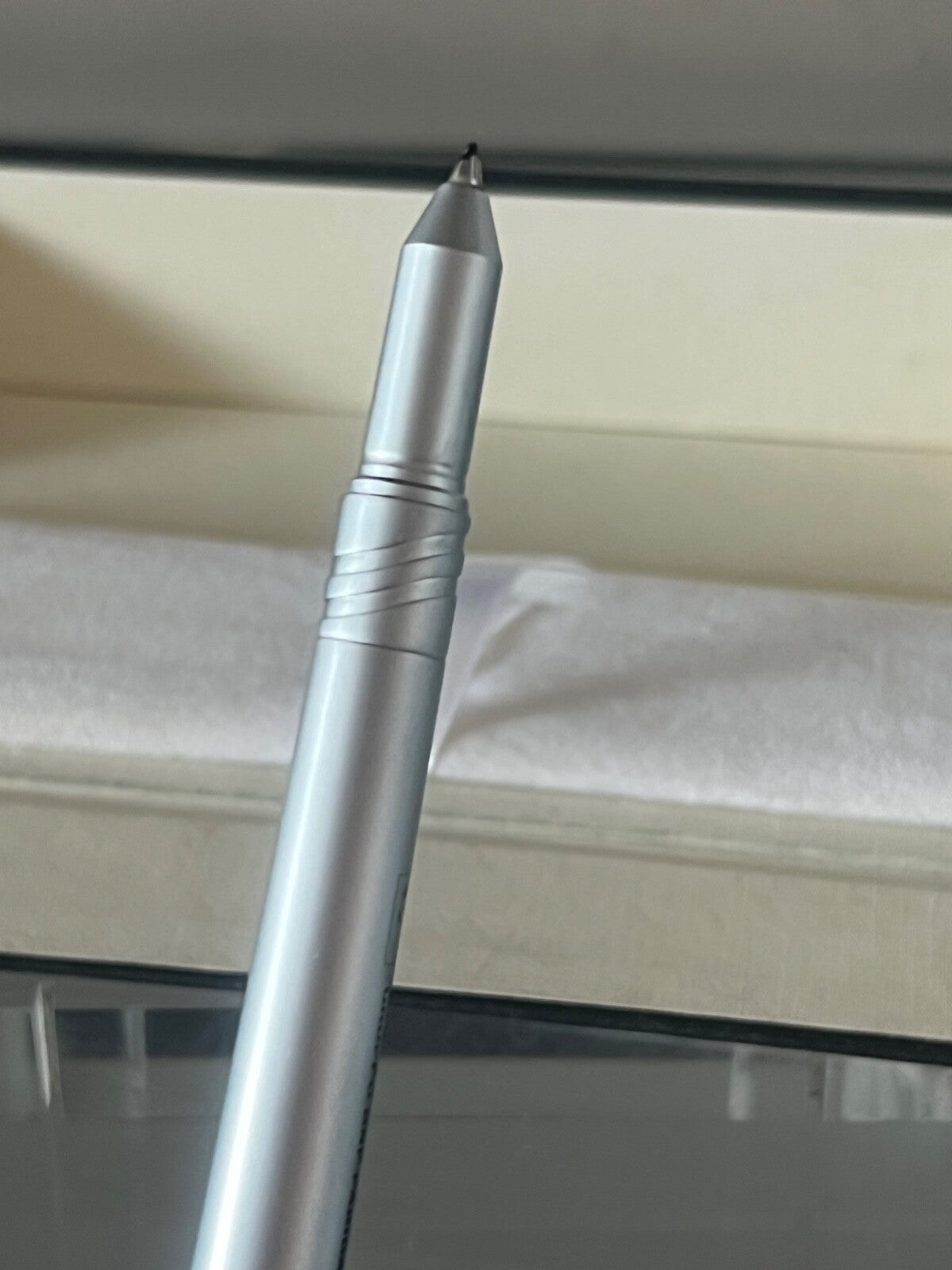 Bnl Stylo-Plume Roller Aluminium Écrit Parfaitement Avec Boîte