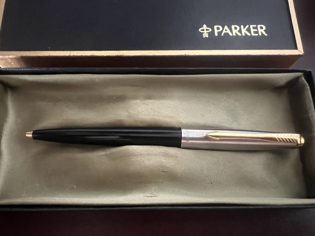 🔴 PARKER penna sfera 45 Custom Flighter De Luxe cabochon nero vintage Made UK
