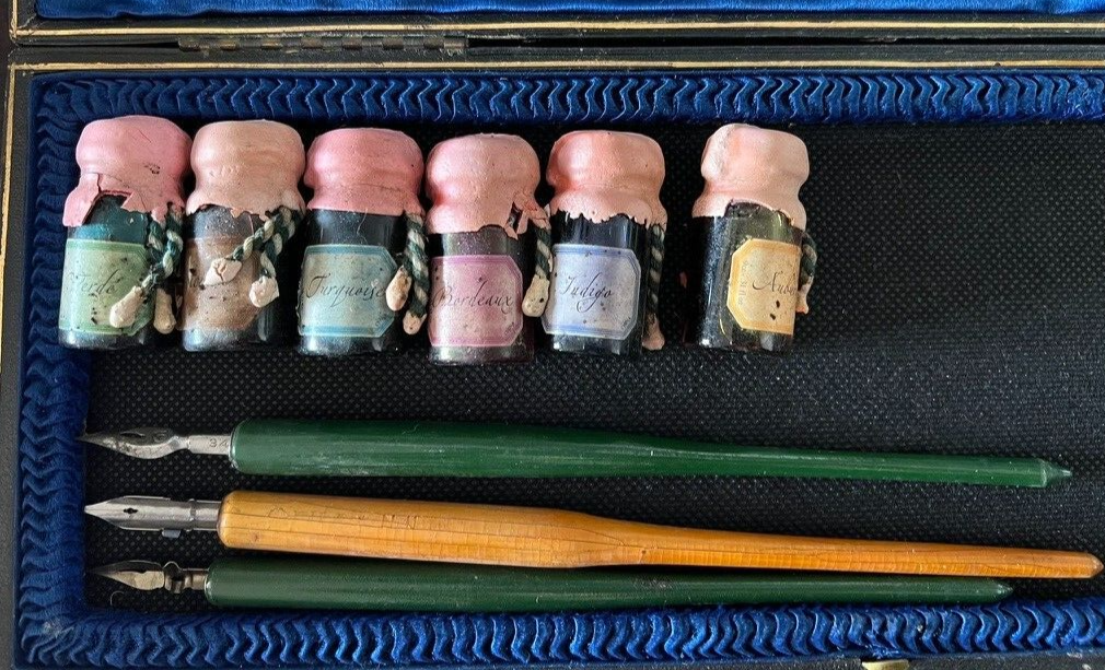 Penne Stylos-Plumes C. Avec 6 Encres Scellés Avec Gutenbreg Vintage