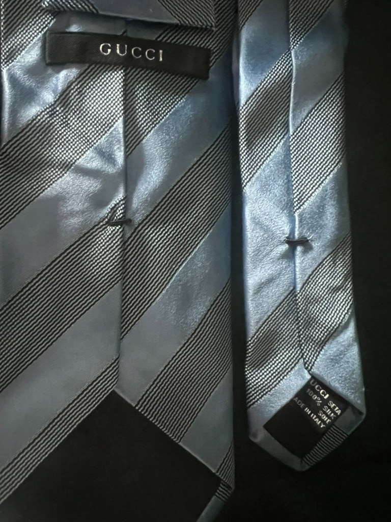 GUCCI Men's Tie Pure Silk Classic Elegant Blue Striped