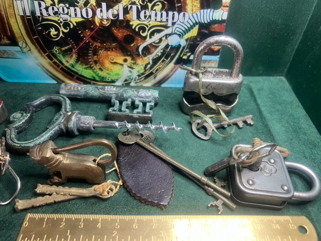 🔴 LUCCHETTI portachiavi apri bottiglie e chiavi da collezione lotto vintage