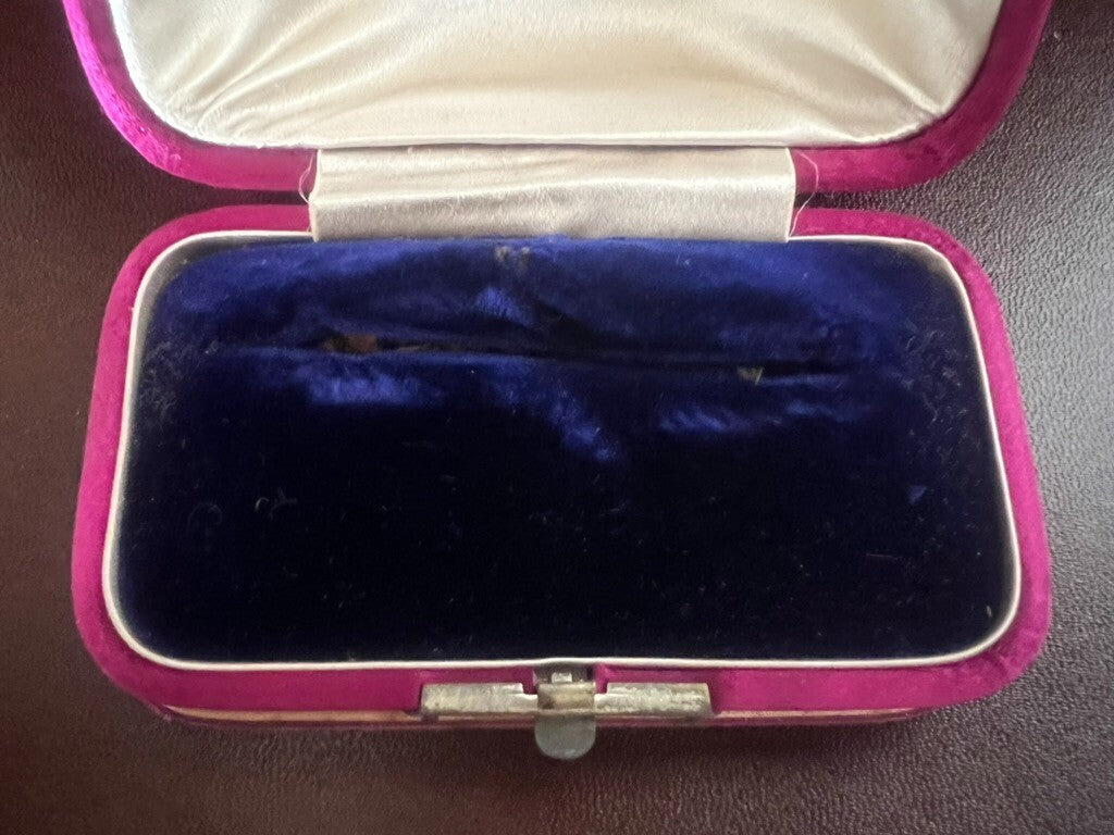 Boîte Boucles D'Oreilles Trousse Coffret Velours Tissu Violet Antique 1920