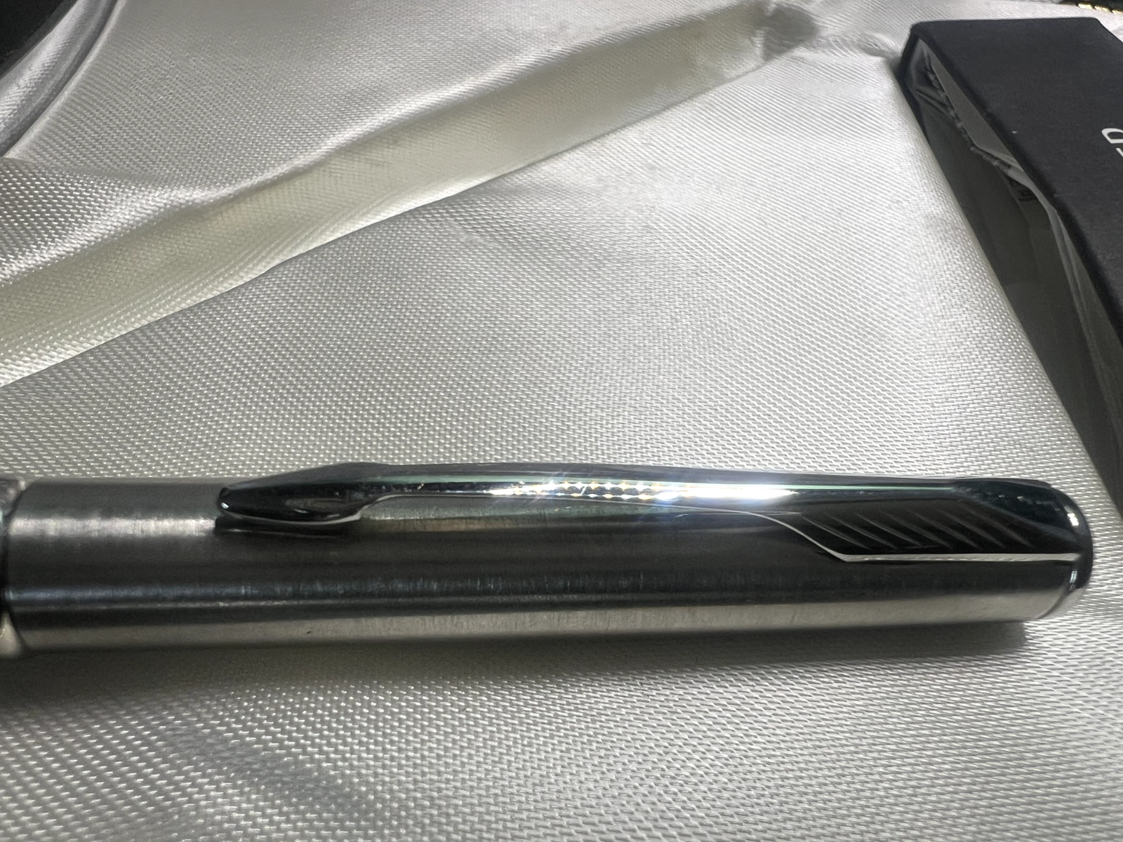 Parker Stylo-Plume Sphère Chrome Avec Mètre Laque Garantie Ed Trousse
