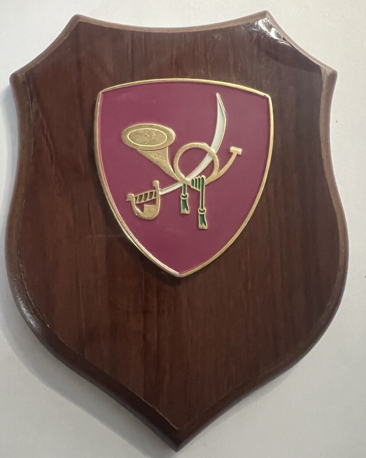 🔴 Wappen BRIGATA BERSAGLIERI GARIBALDI Schild poliertes Holz Metall Emaille H 15