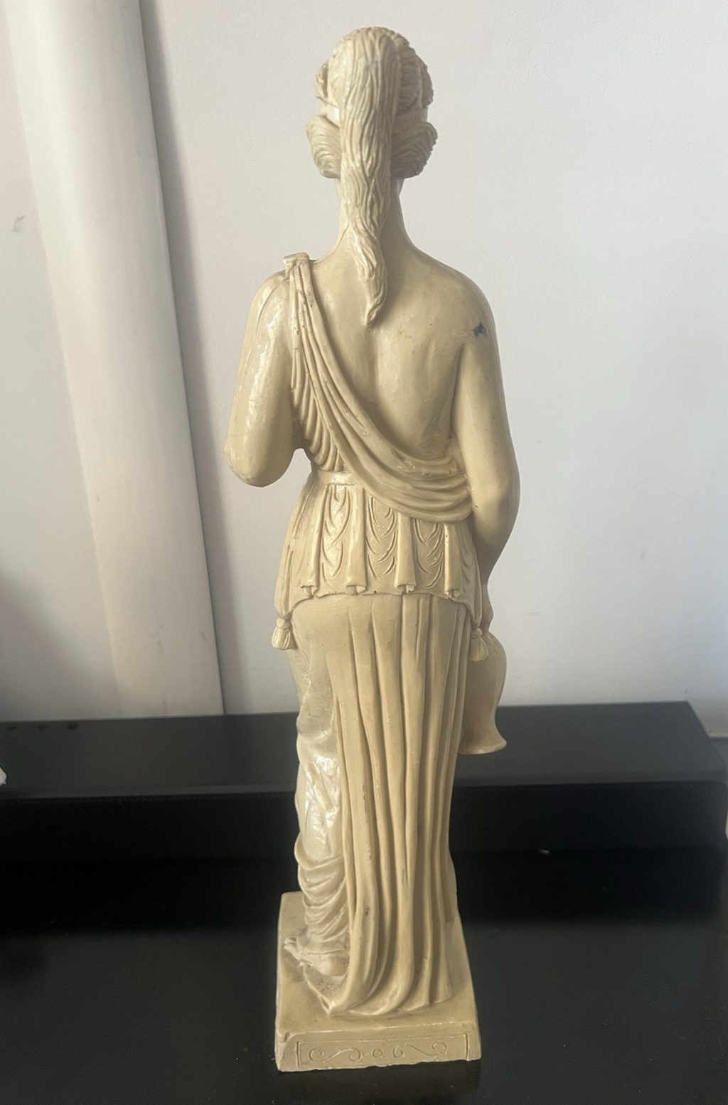 🔴 Statue der Göttin Ebe, Marmorstaub, RB, gearbeitete Draperien, Höhe 40 cm, Italien, Vintage