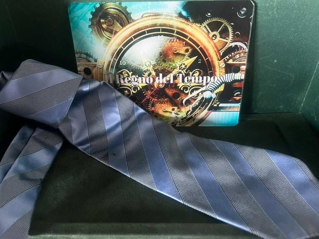 GUCCI Men's Tie Pure Silk Classic Elegant Blue Striped