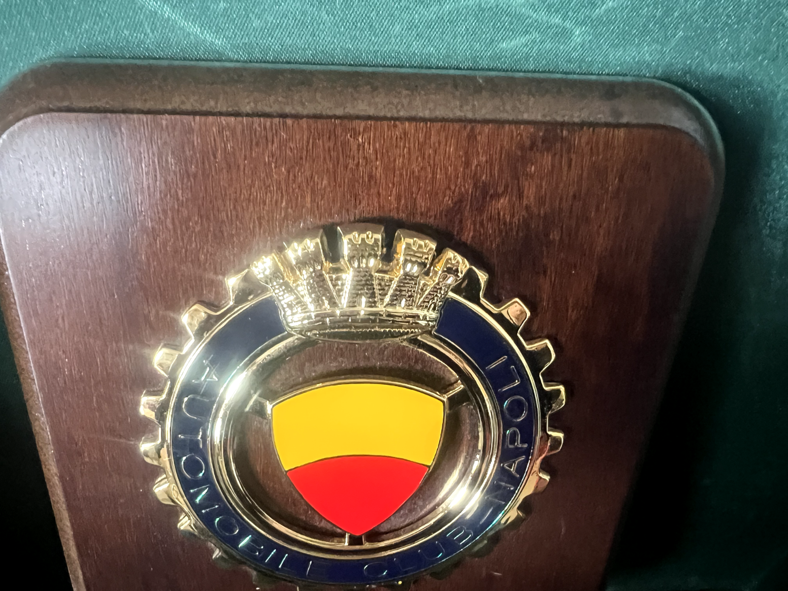 🔴 AUTOMOBIL CLUB NAPOLI Auto-Motorrad-Metallplakette und Emaille-Wappen 1906–2006 