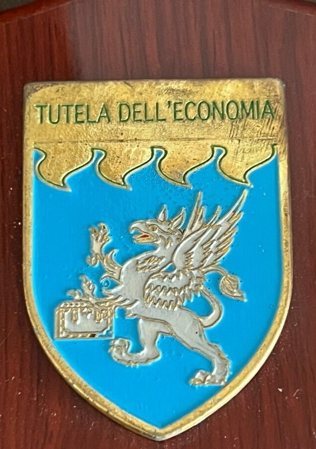 🔴 Crest GUARDIA FINANZA ITALIANA Unità speciale economia scudo legno metallo