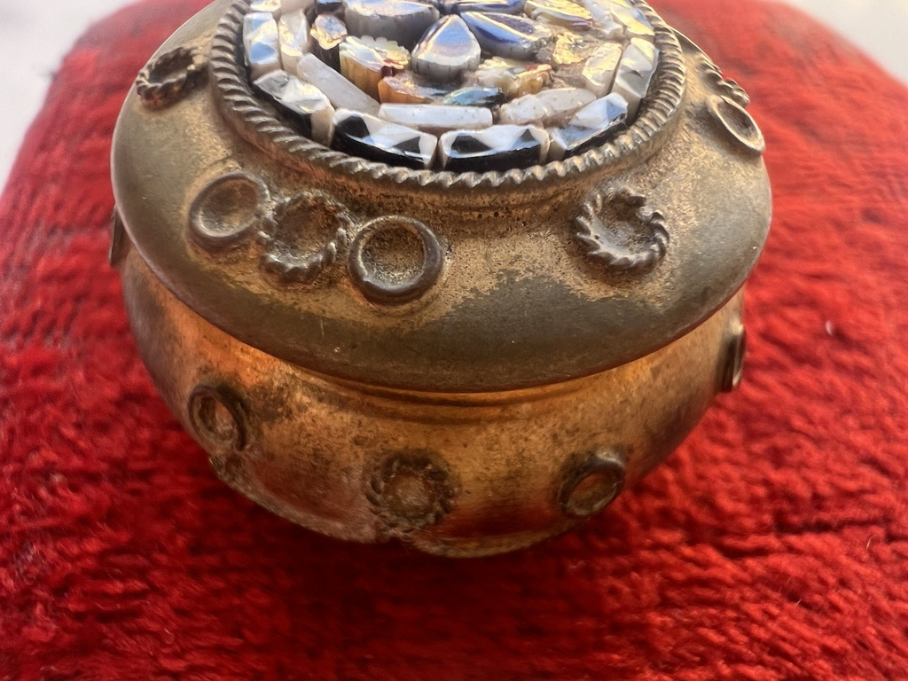 Pendentif LUIGI MOGLIA Porte- Pilules Or Basse Mosaïque 1823-1878 Vintage