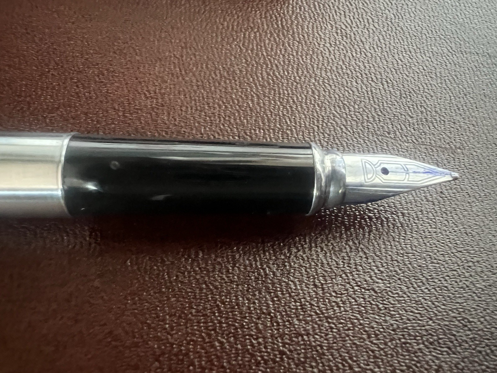 Aurora Stylo-Plume Stylo à Plume Magellano Chrome Profils Poli M Garantie De N