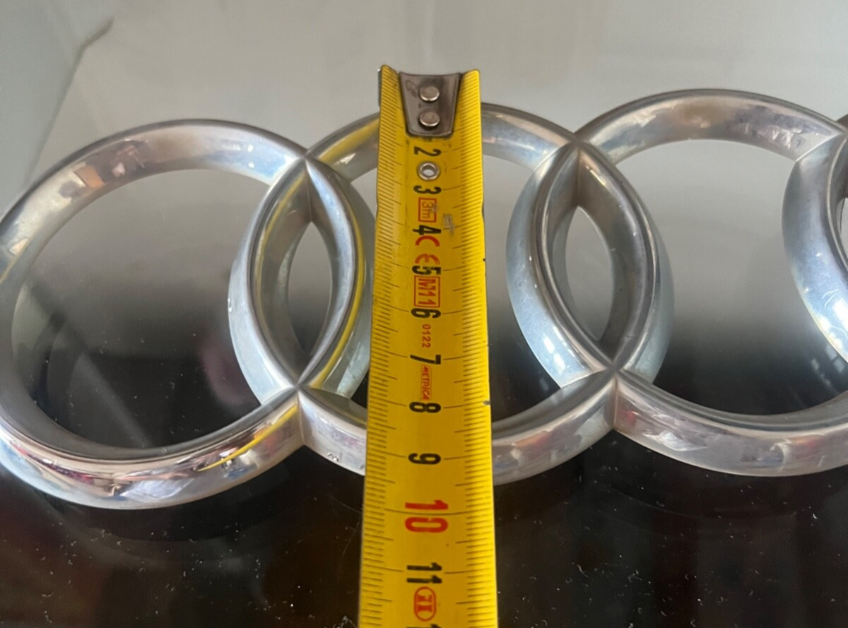 Audi A6 Écrit Armes Emblème Orrnement Voiture Vintage Original De 2000