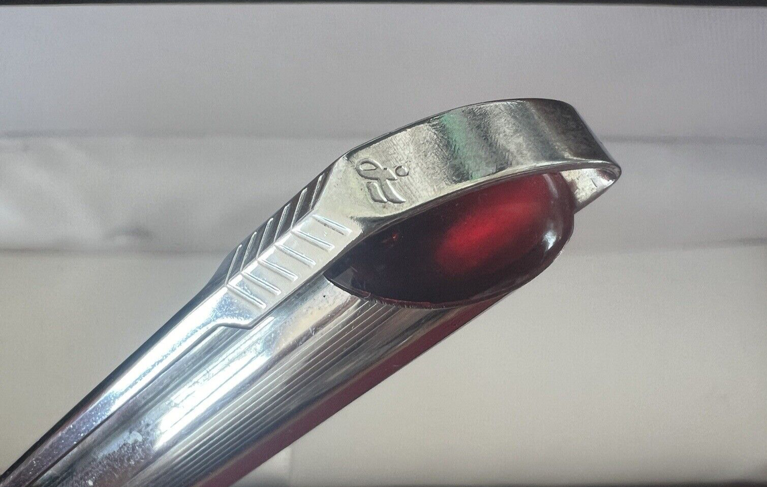 Jutou 636 Stylo-Plume Stylo à Plume Avec Pierre Rouge Clawset Écrit Vintage
