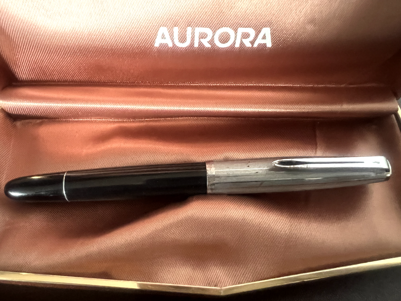 🔴 AURORA penna stilografica 88 P pennino ORO M scrive con astuccio vintage A