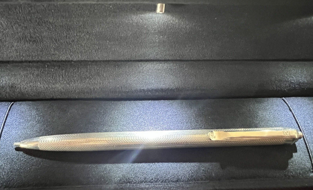 🔴 Penna sfera ARGENTO MASSICCIO 925 onde bassorilievo guillocchè scatto 25