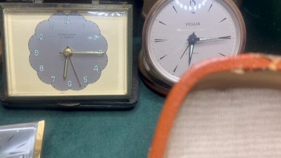 🔴 Orologi SVEGLIE parti di ricambio riparazione con foderi 8 PEZZI vintage