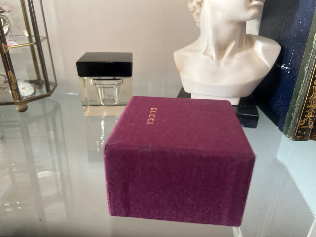 🔴 GUCCI scatola argento in tessuto tramato prugna, con libricino informativo