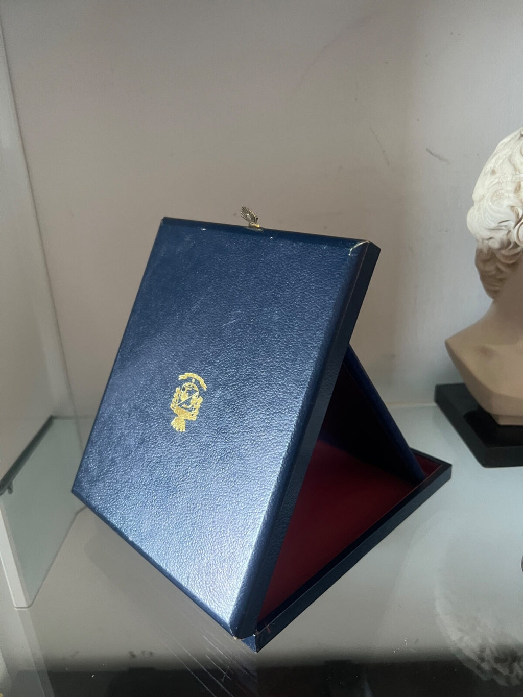 🔴 Crest araldico ARMA DEI CARABINIERI floccato metallo e smalti vintage