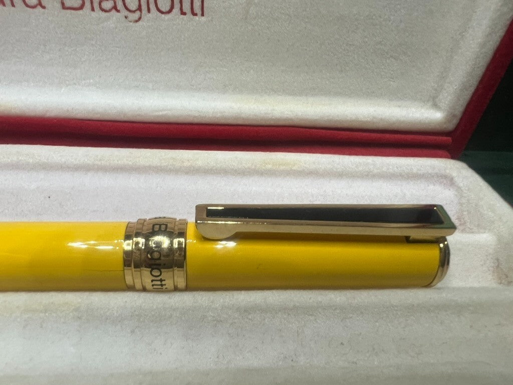 Laura Biagiotti Stylo-Plume Stylo à Plume Laque Jaune Iridium 6 Nouvelle