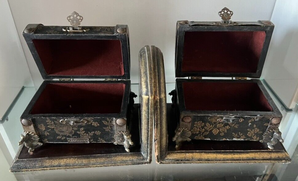 🔴 Handgefertigte Buchstützen aus Holz mit Vintage-SENORA-Särgen 