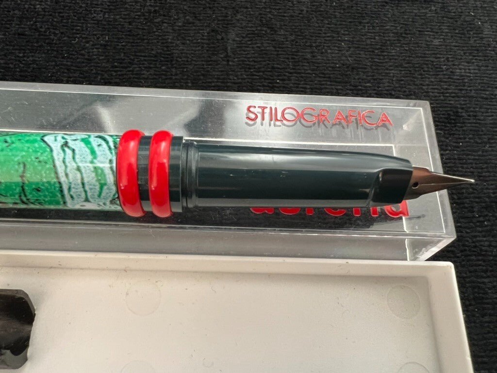 Auretta Stylo-Plume Stylo à Plume par Aurora Jungle Feuille Cartouches Cru '70