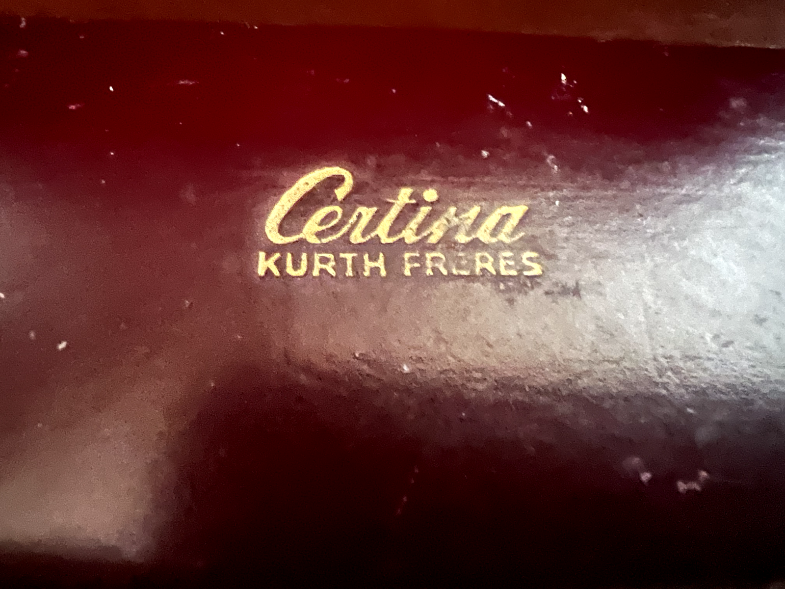 CERTINA Box Armbanduhrengehäuse Leder Rot Schnappverschluss Vintage 