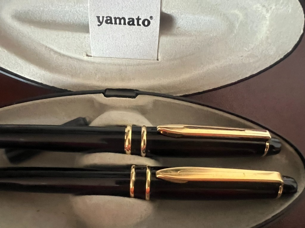 🔴 YAMATO penna stilografica e sfera nere scrivono con astuccio