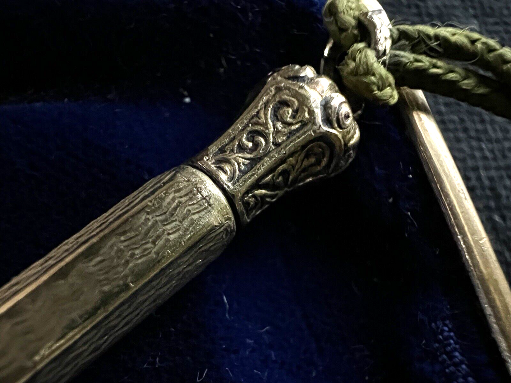 Lápiz Mecánico Laminado Oro 18 K Colgante Miniatura Chatelaine Antigua A