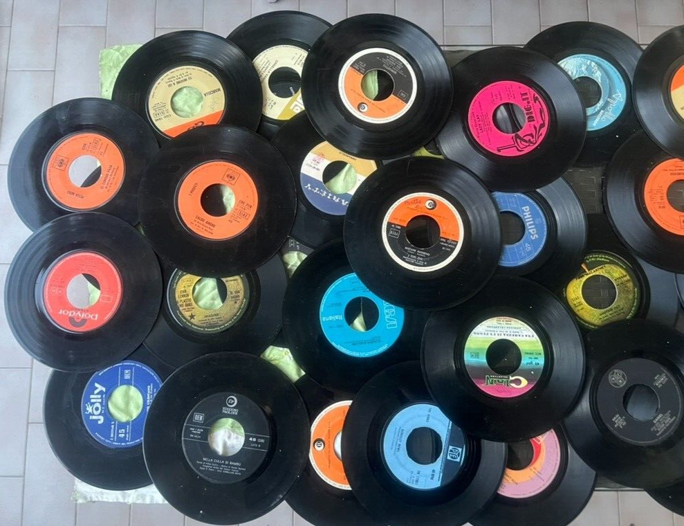 Discs 45 RPM IN Album Green Velvet 33 Discs to Collect Come Photo