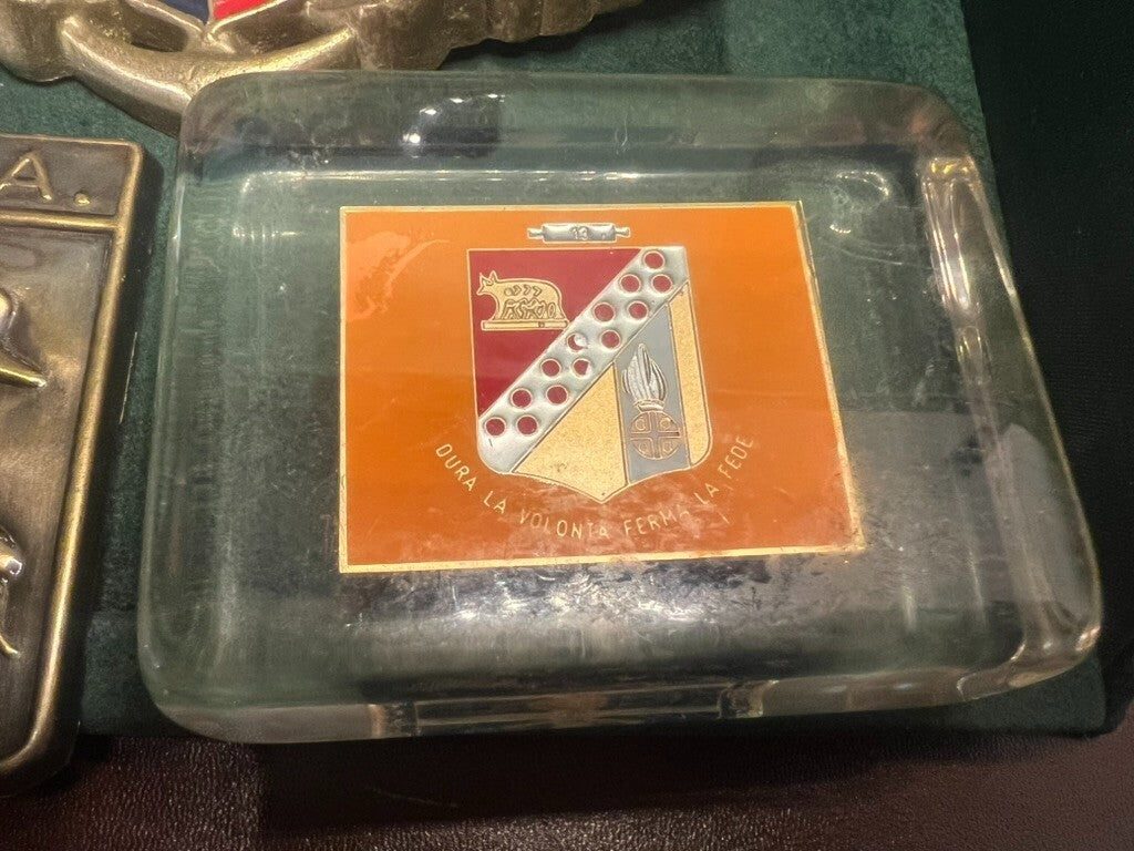 🔴 CREST fermacarte medaglia in plexyglass lotto unico vintage