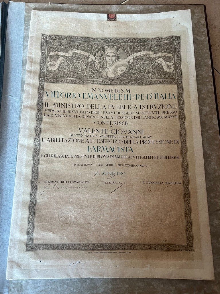 Diplôme Universitaire Königreich Italien Pharmacie Vittorio Emanuele III - Reebok 