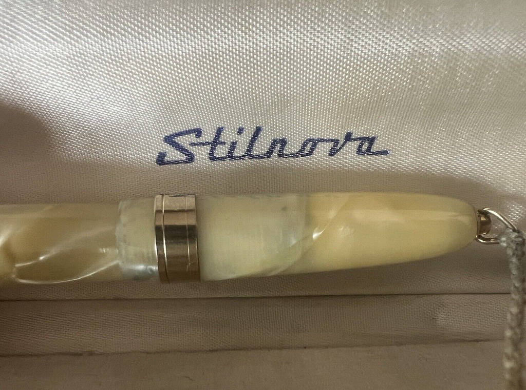 Stilnova Pen Fountain Pen Effect Mother of Pearl Pen Gold Marking Vintage