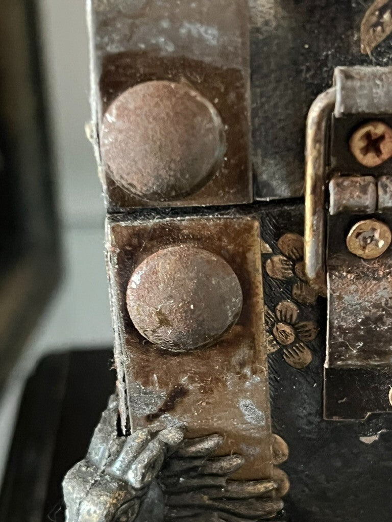 🔴 Handgefertigte Buchstützen aus Holz mit Vintage-SENORA-Särgen 