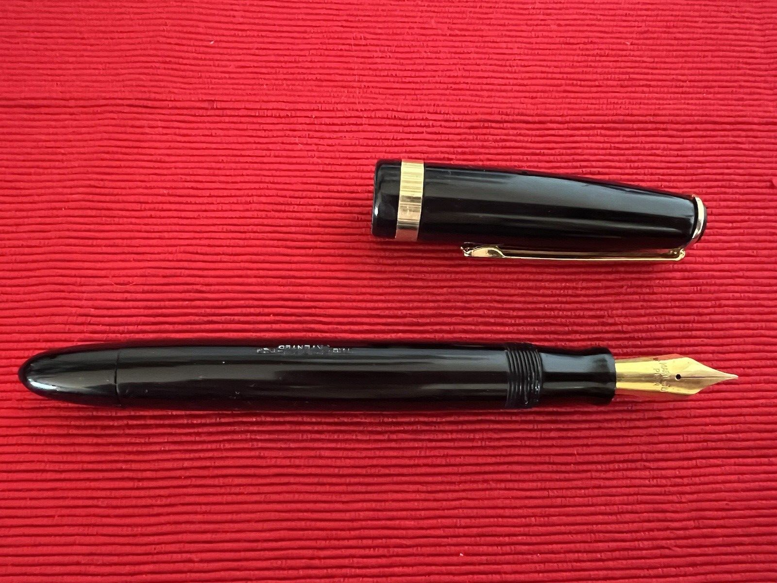 The Royal Pen Stylo-Plume Stylo à Plume Celluloid à Bouton Écrit Vintage