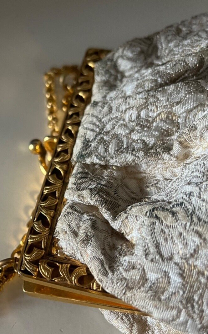 🔴 BORSA donna pochette fili DORATI bianca con ceselli e catena ART DECO'