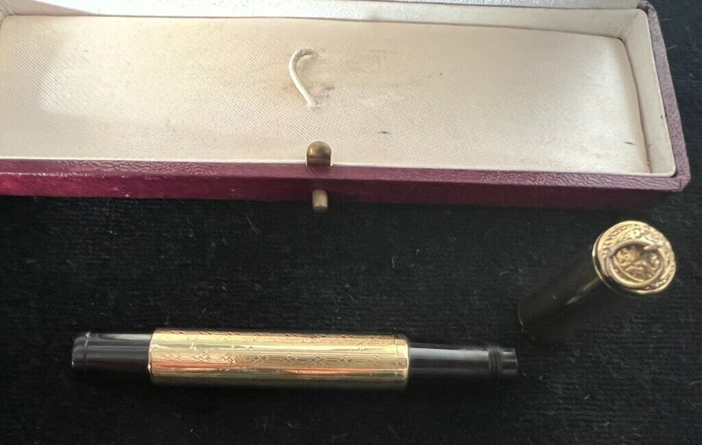 Red Columbus Retractable Engraved Fountain Pen Works Vintage 