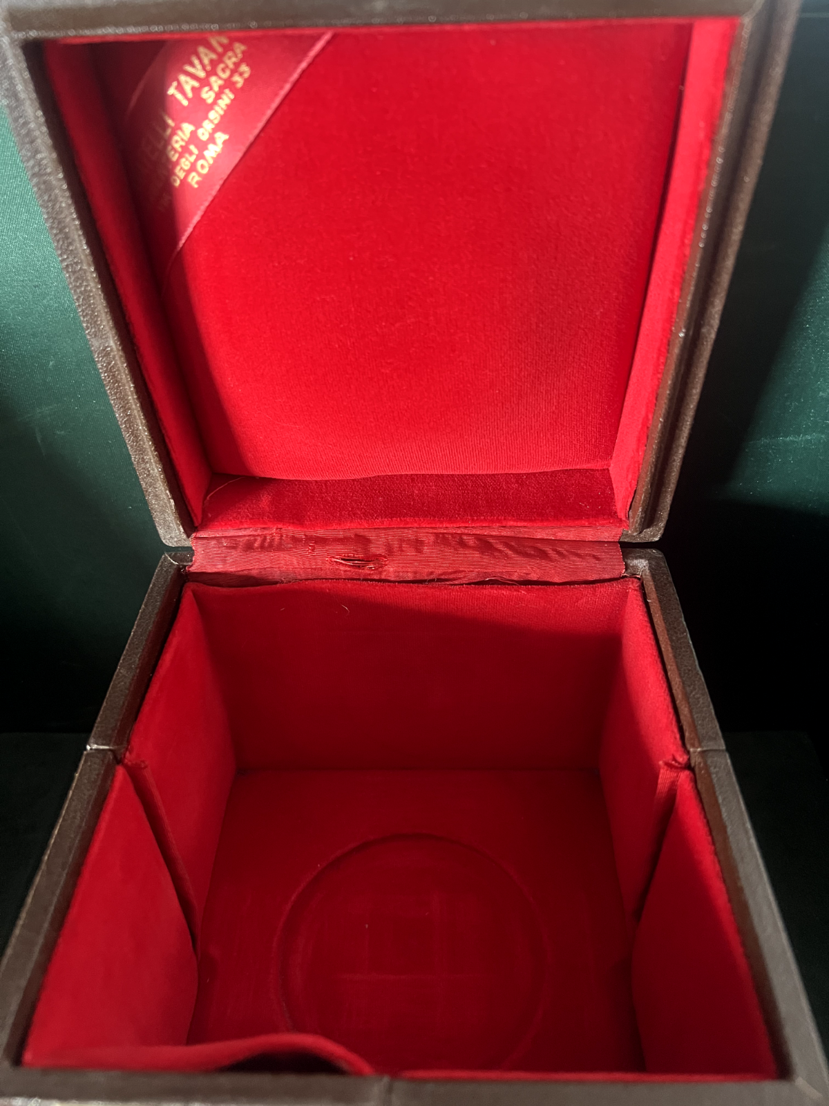 Caja De Reloj CAPPUCCINA Parisina Objetos Sagrados De Piel Terciopelo Vintage