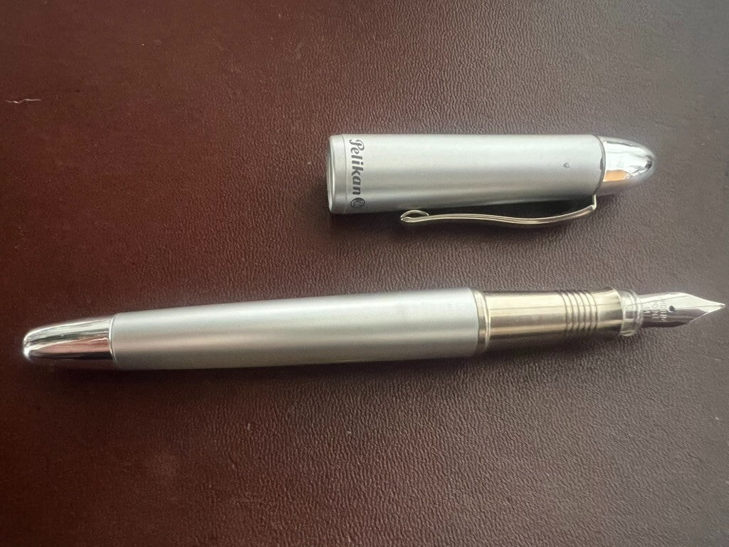 🔴 PELIKAN penna stilografica satinata profili cromati metallo lucidi M vintage