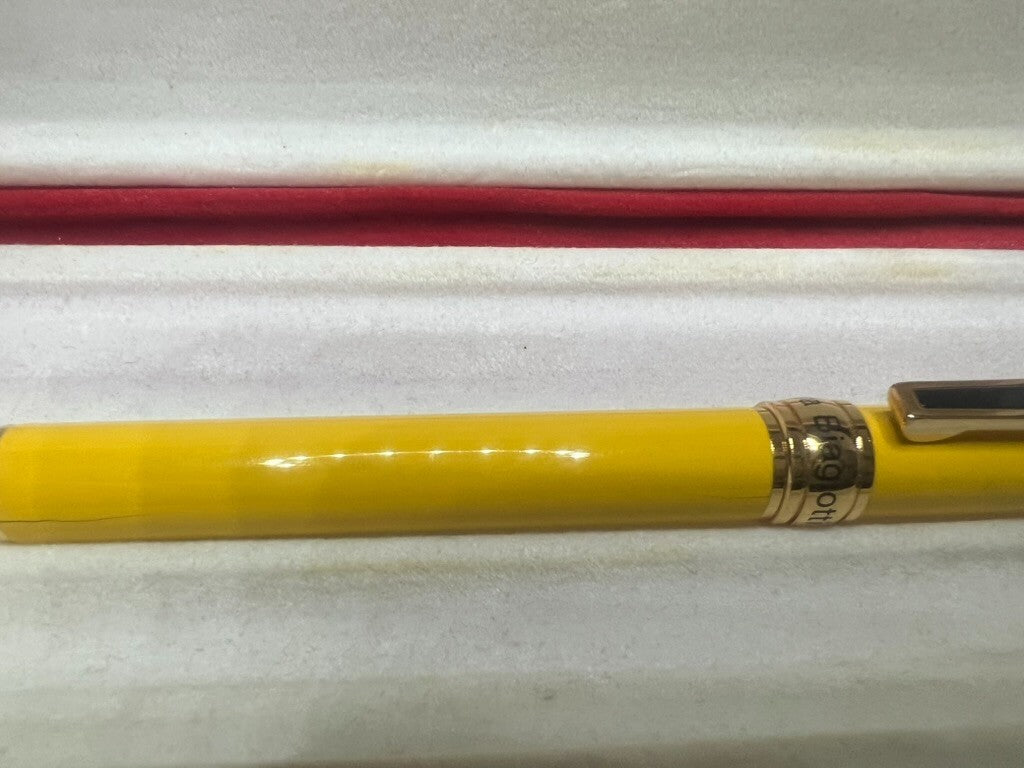 🔴 LAURA BIAGIOTTI penna stilografica lacca gialla pennino iridium 6 nuova