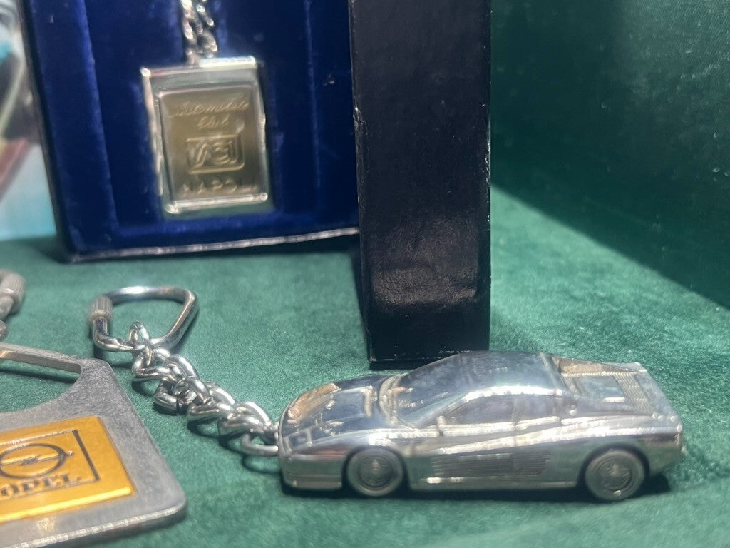 🔴 Portachiavi FERRARI ALFA ROMEO OPEL MICHELIN CITROEN ACI lotto 8 pz vintage