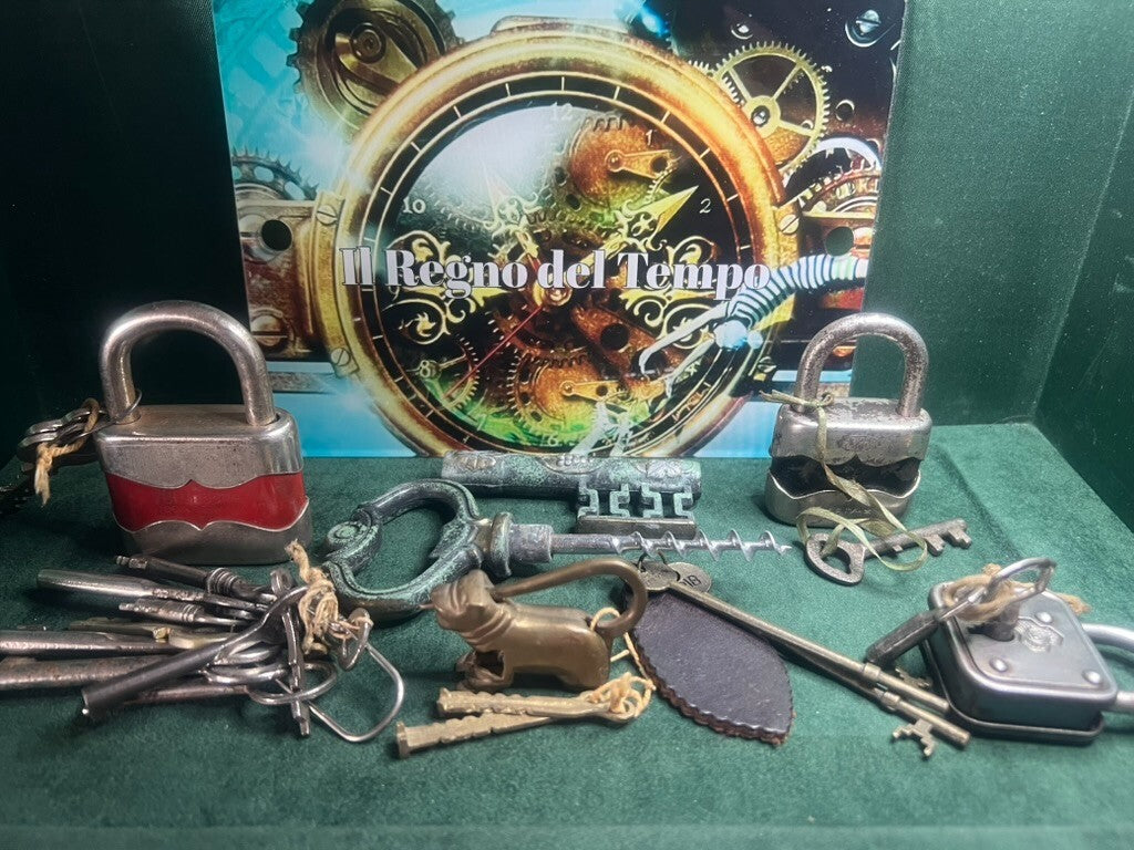 🔴 LUCCHETTI portachiavi apri bottiglie e chiavi da collezione lotto vintage