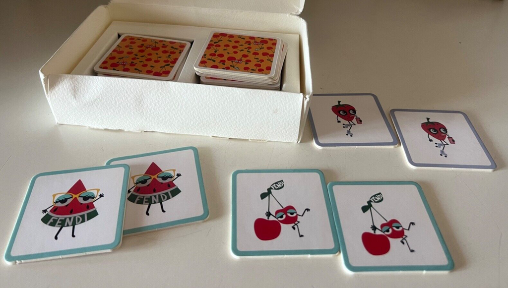 Fendi Kids Jeu Cartes pour Enfants De Paires Logo Avec Boîte Vintage Rare 