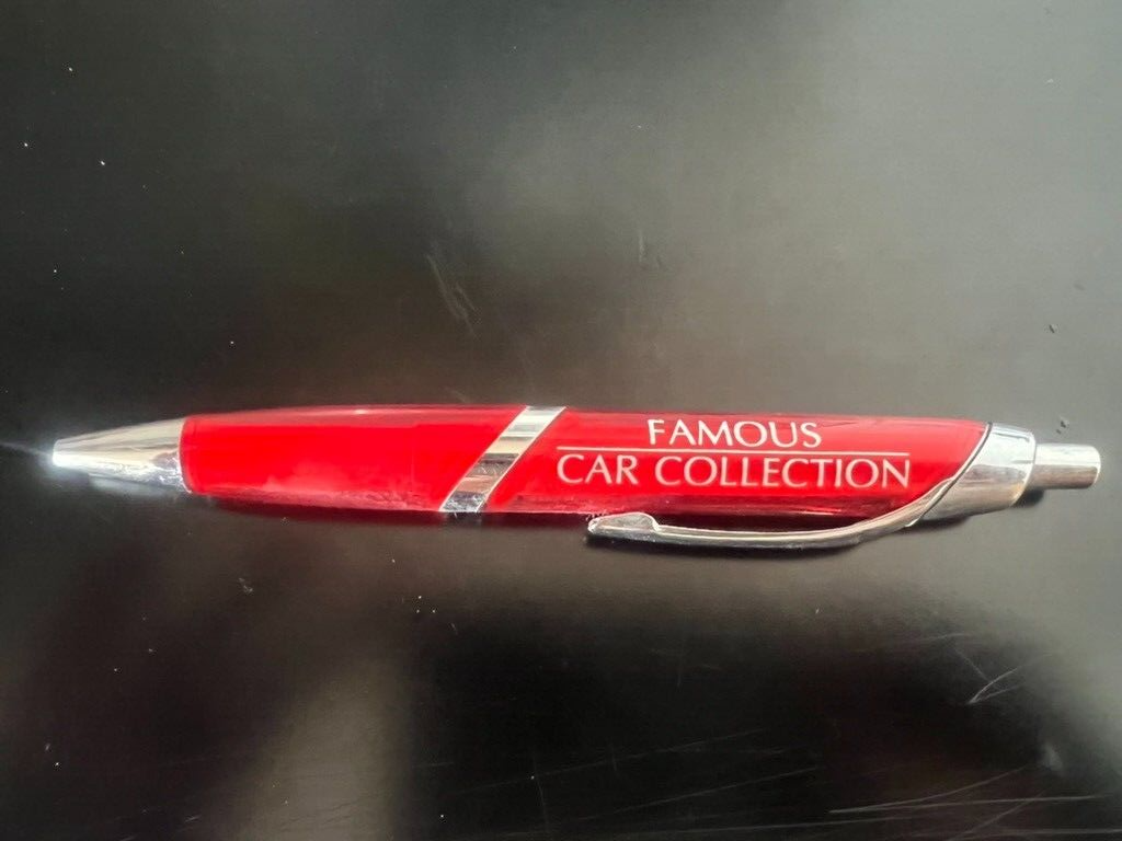 🔴 FERRARI roter Kugelschreiber – Sammlung berühmter italienischer Autos 