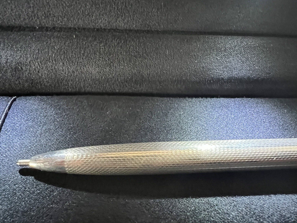 🔴 Penna sfera ARGENTO MASSICCIO 925 onde bassorilievo guillocchè scatto 25