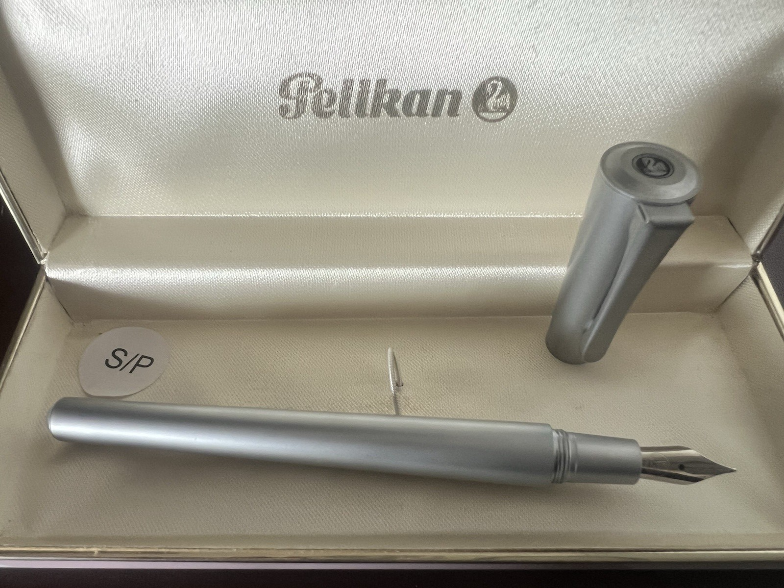 Pelikan Füllfederhalter P72, Metall, Chrom, Satin, Vintage 
